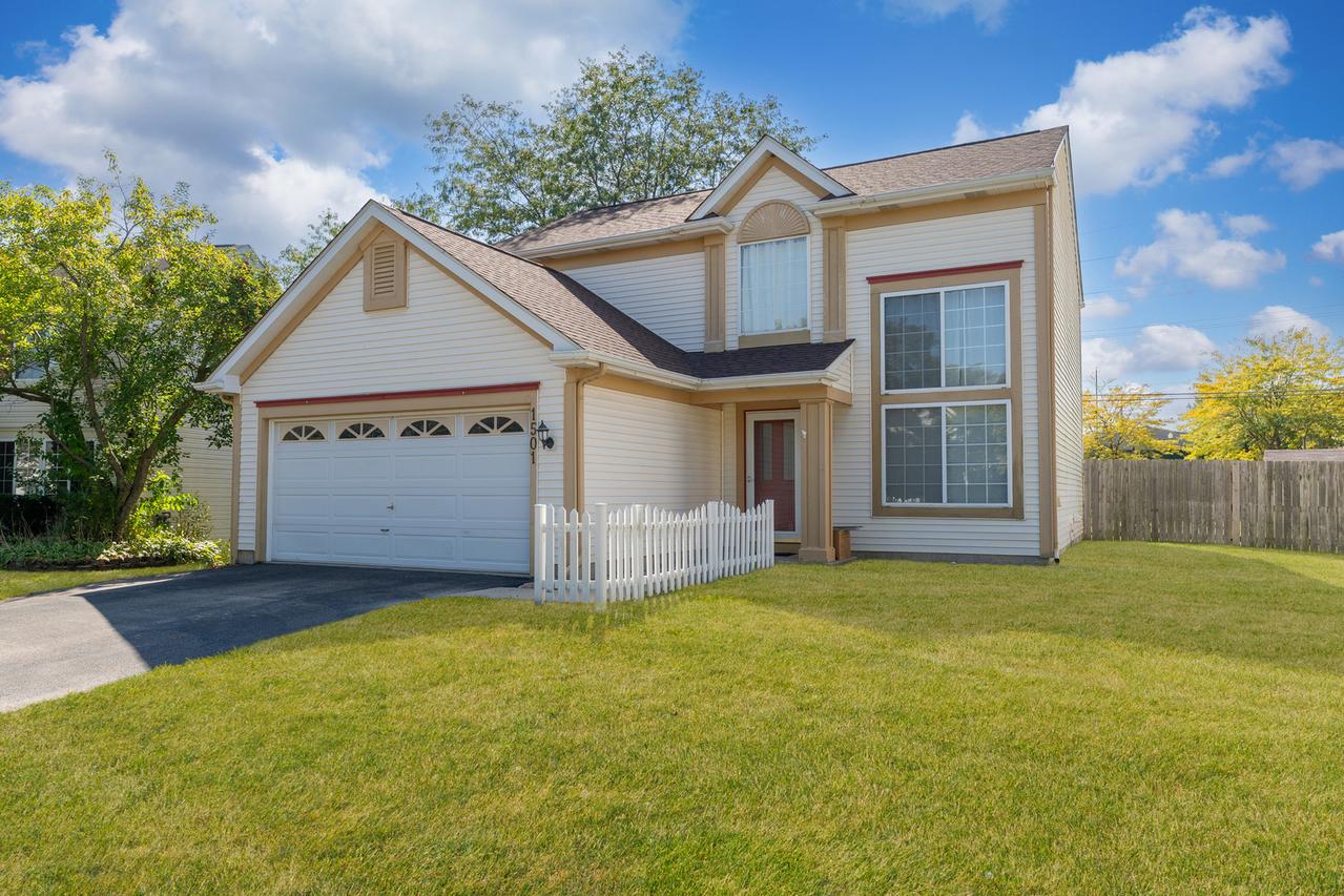 1501 Belle Haven Dr., Grayslake, IL 60030