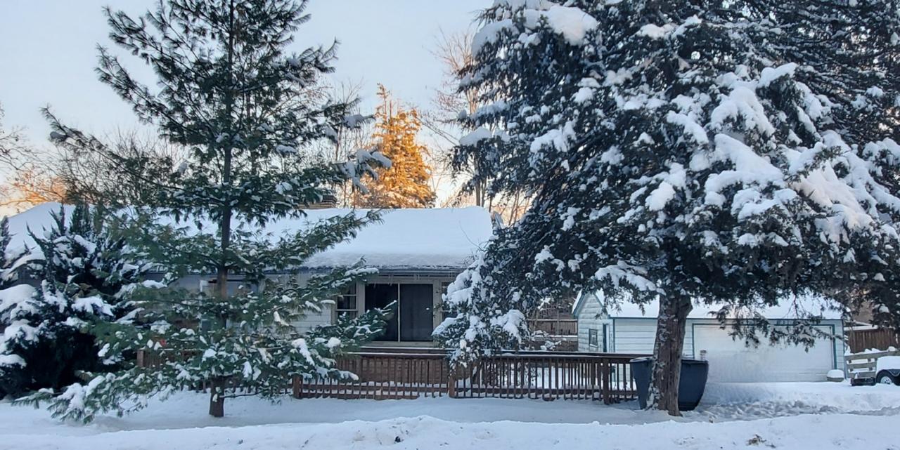 91 Lippincott Rd., Fox Lake, IL 60020