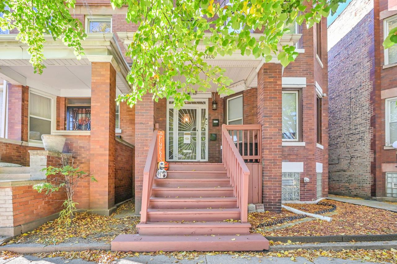 7208 S Eberhart Ave., Chicago, IL 60619