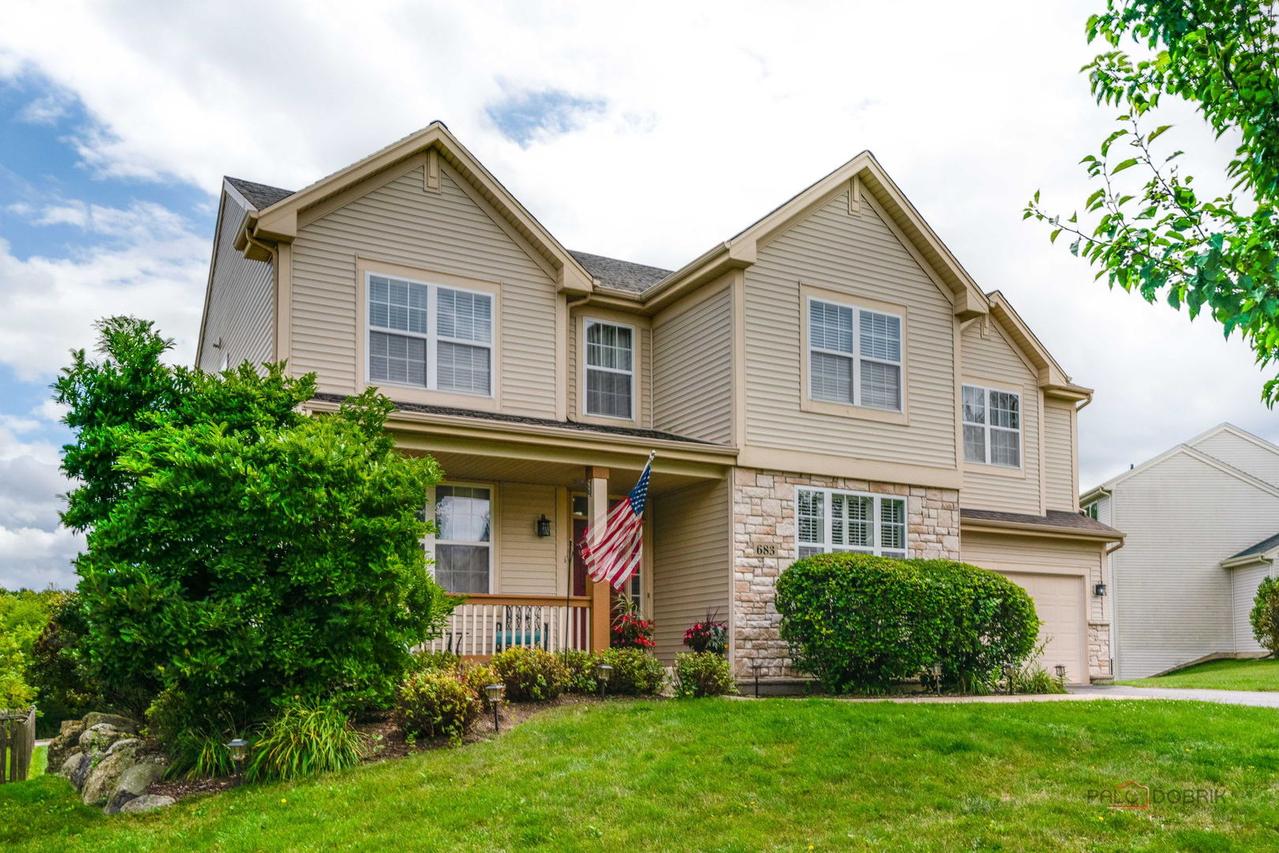 683 Niagara Dr., Volo, IL 60073