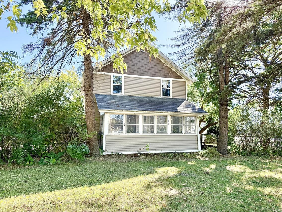 302 E State Route 71, Newark, IL 60541