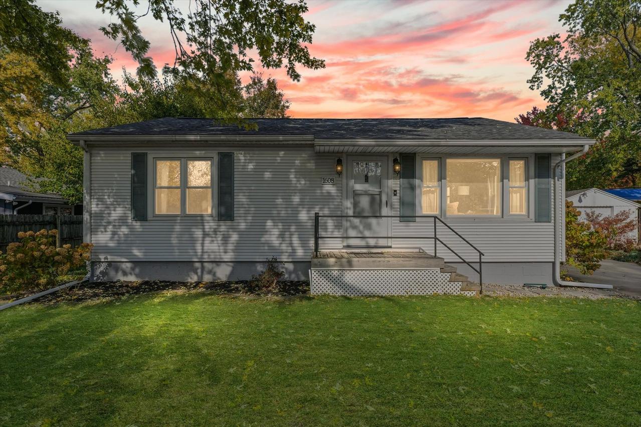 1608 Sheridan Rd., Champaign, IL 61821