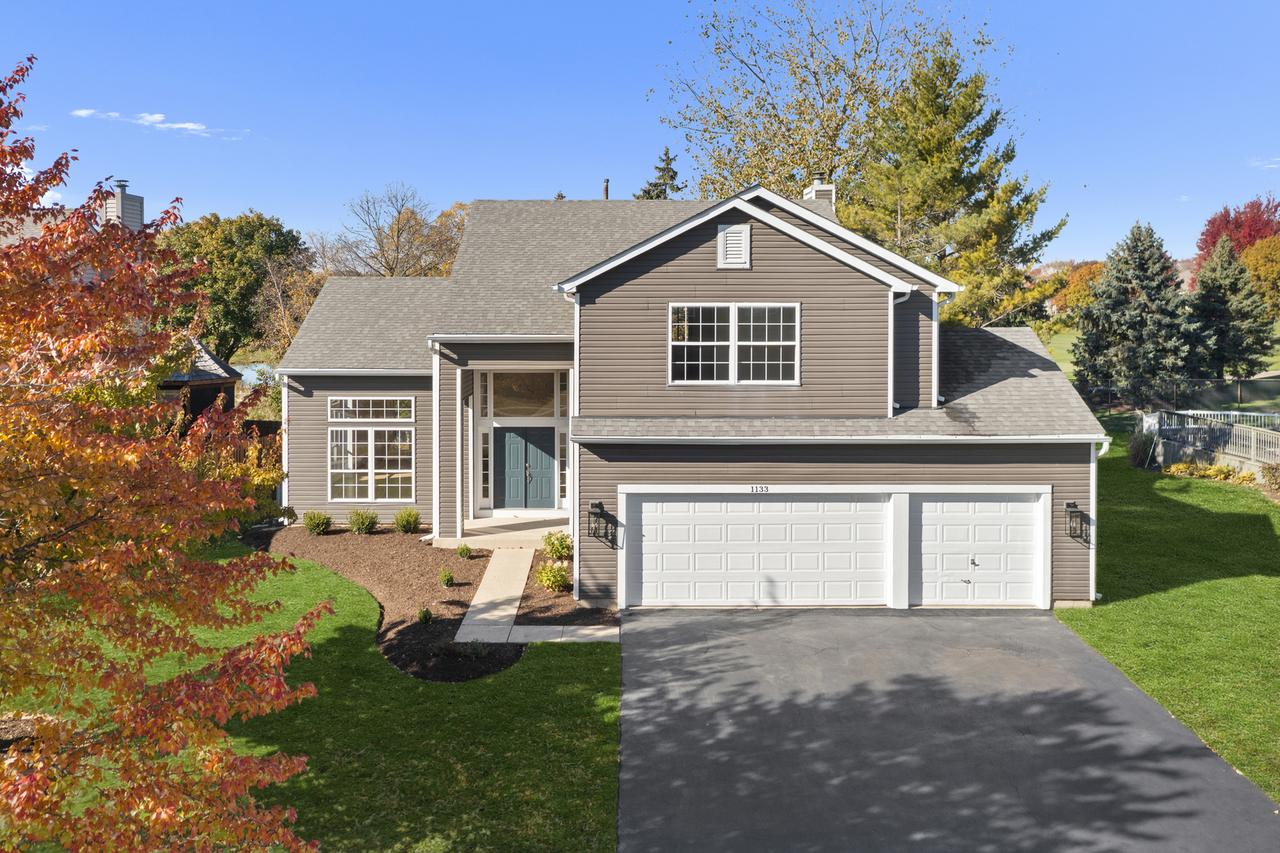 1133 Heavens Gate Dr., Lake In The Hills, IL 60156