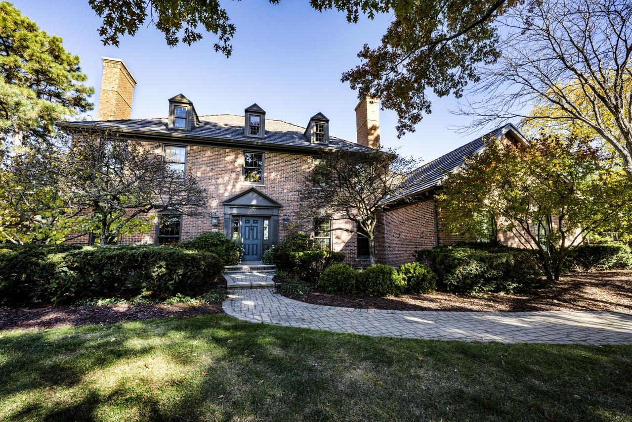 3 Bridle Ct., Burr Ridge, IL 60527