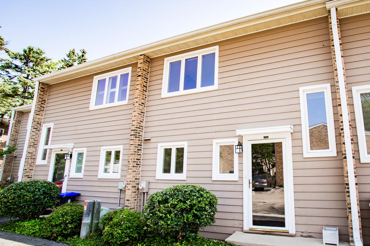 590 Green Bay Rd., Glencoe, IL 60022