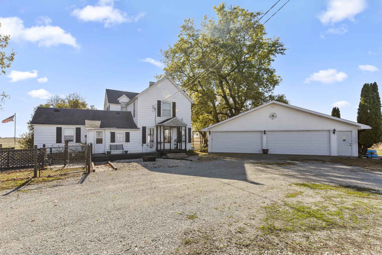 1624 E 1200 North Rd., Milford, IL 60953