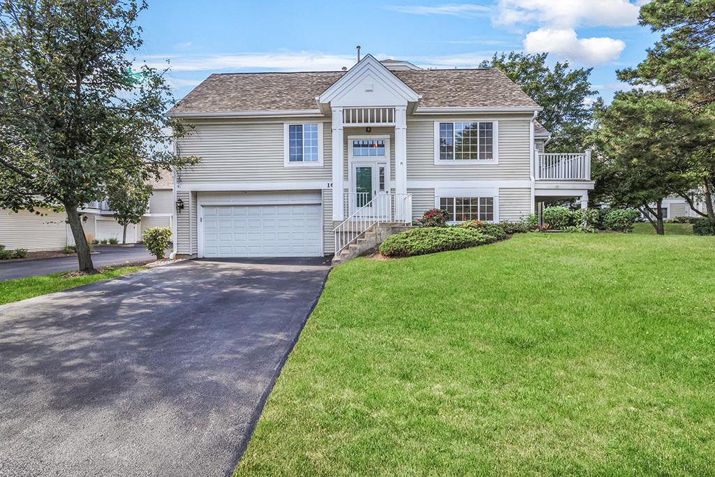 161 Lucerne Ct., Wheeling, IL 60090