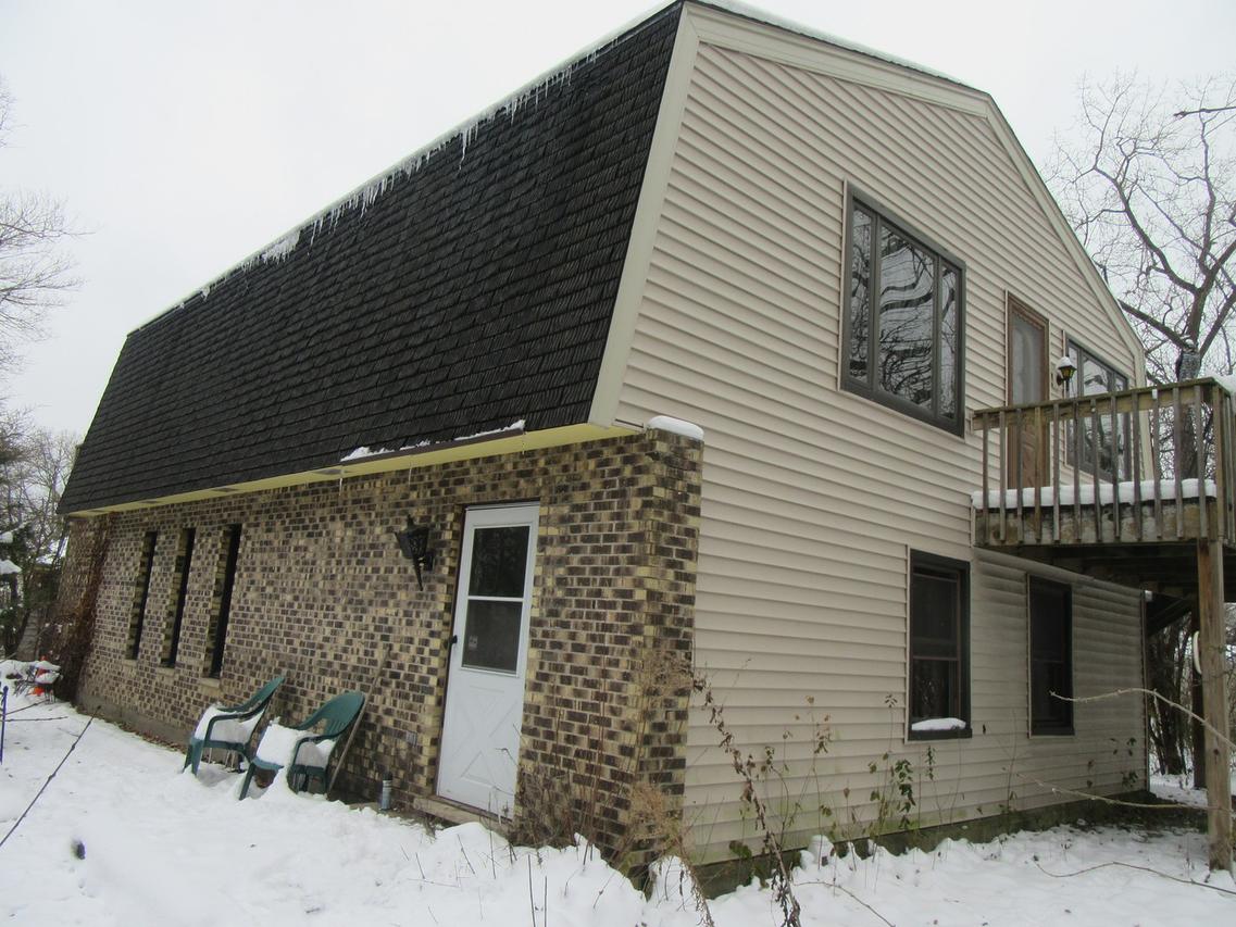 740 N Junior Ter., Elmhurst, IL 60126