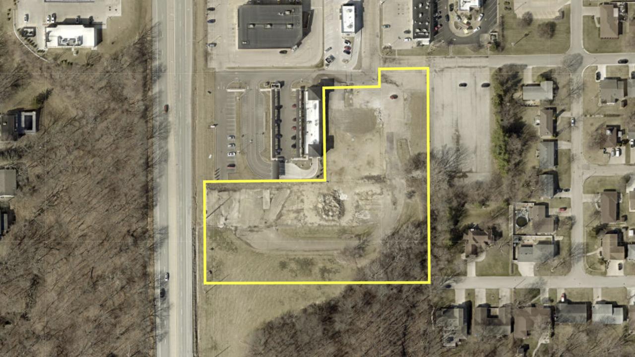 Lot 2 16th St., Peru, IL 61354