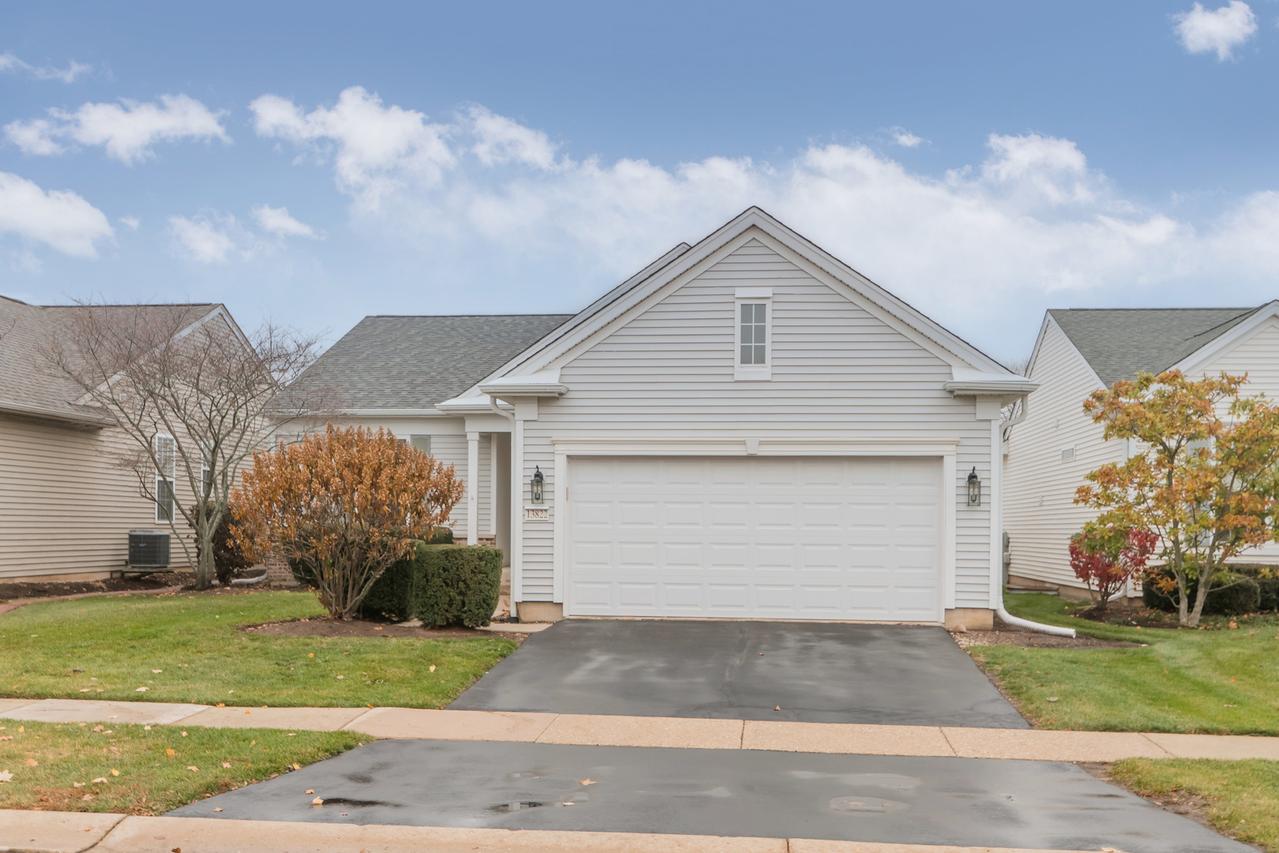 13822 Chestnut Ln., Huntley, IL 60142