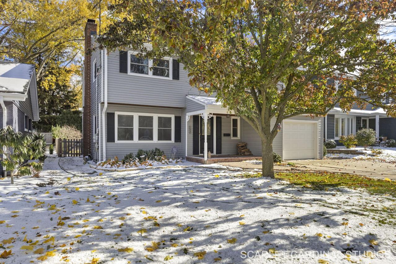 153 N Park Blvd., Glen Ellyn, IL 60137