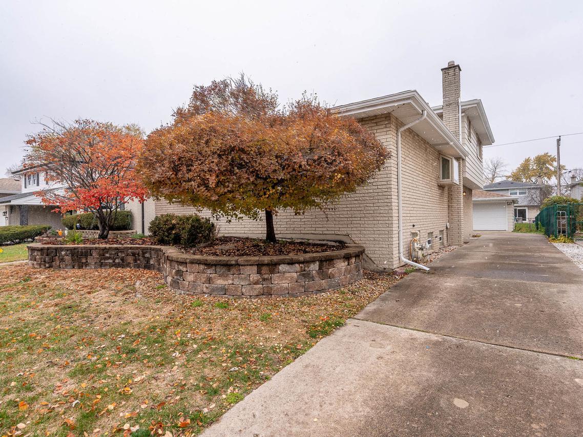 [Address Hidden by Seller], Oak Lawn, IL 60453
