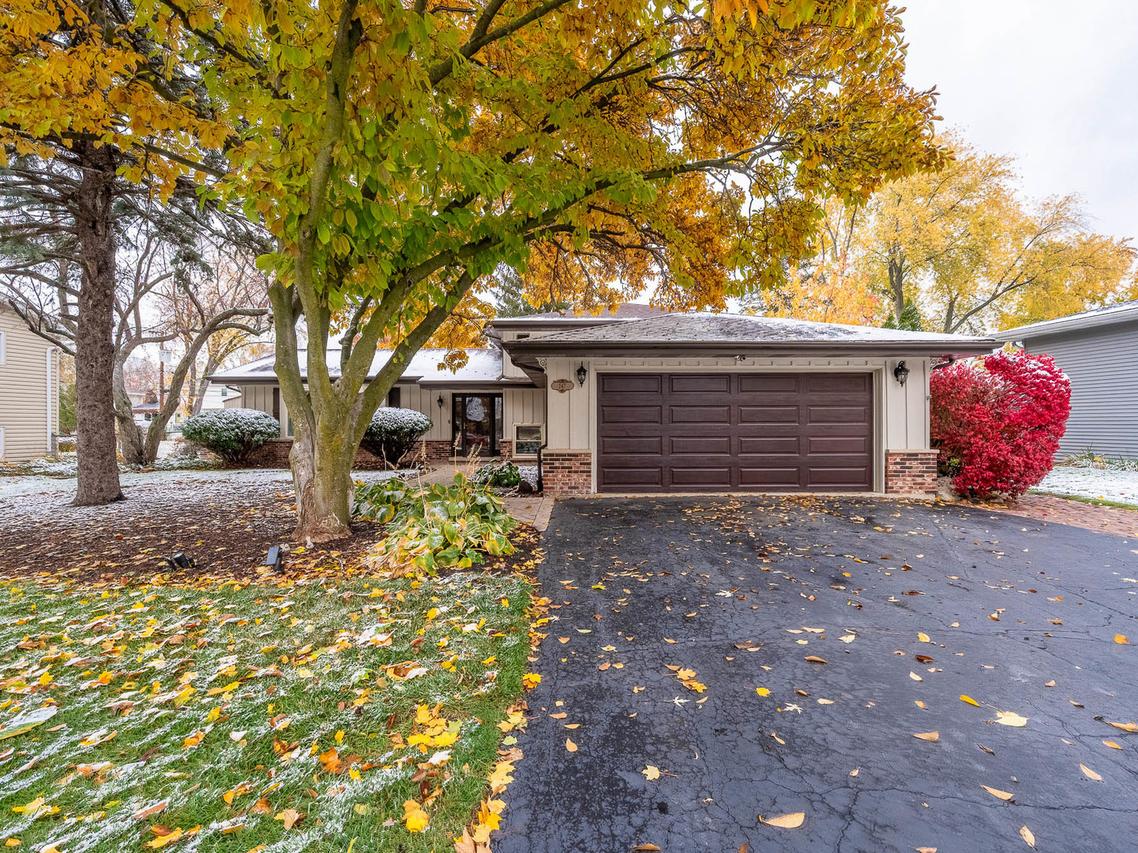 [Address Hidden by Seller], Carol Stream, IL 60188