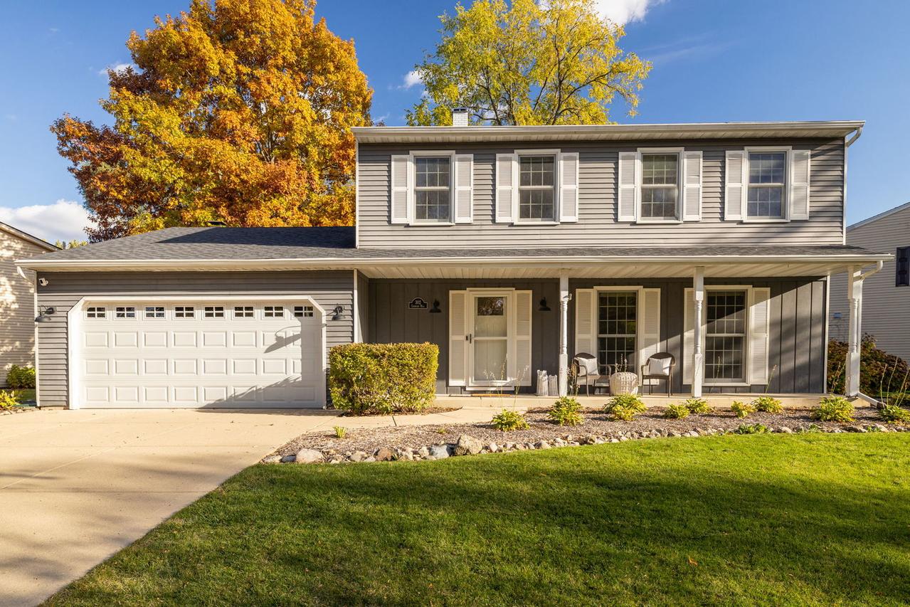 302 Carriage Hill Rd., Naperville, IL 60565