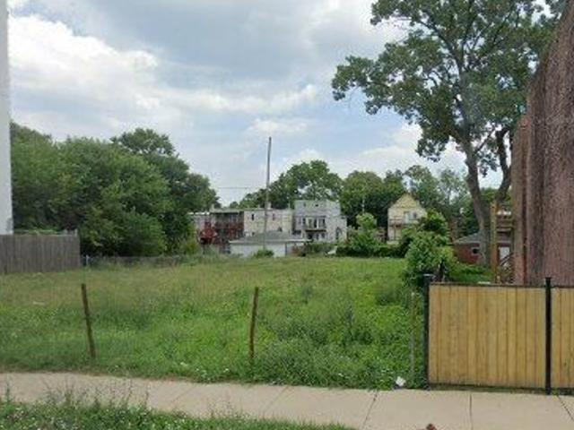 6829 S State St., Chicago, IL 60637