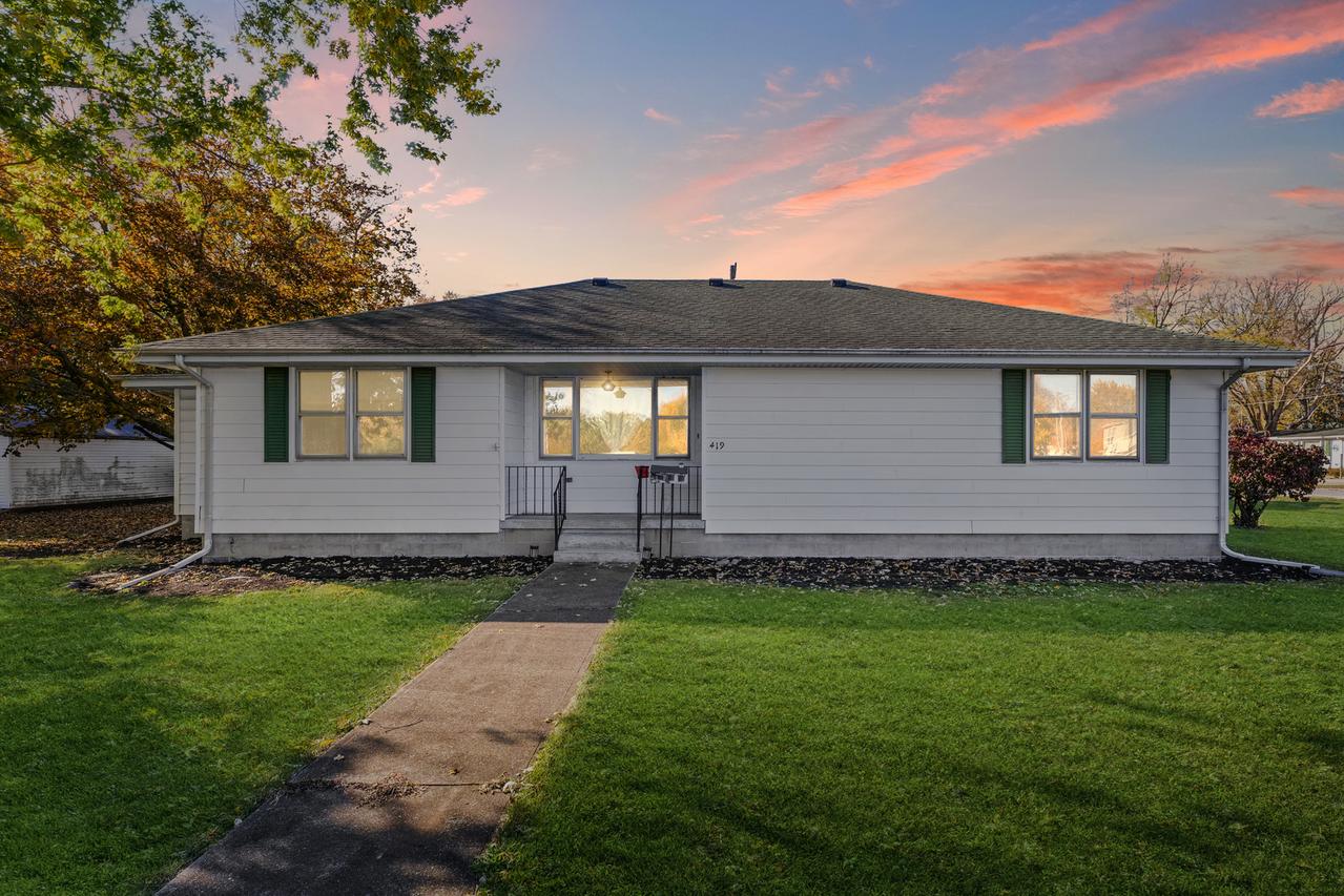 419 N Main St., Farmer City, IL 61842