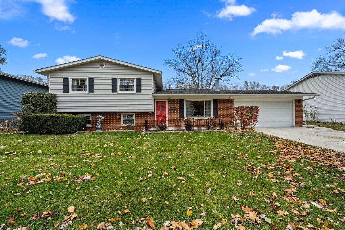 6721 Highland St., Hanover Park, IL 60133