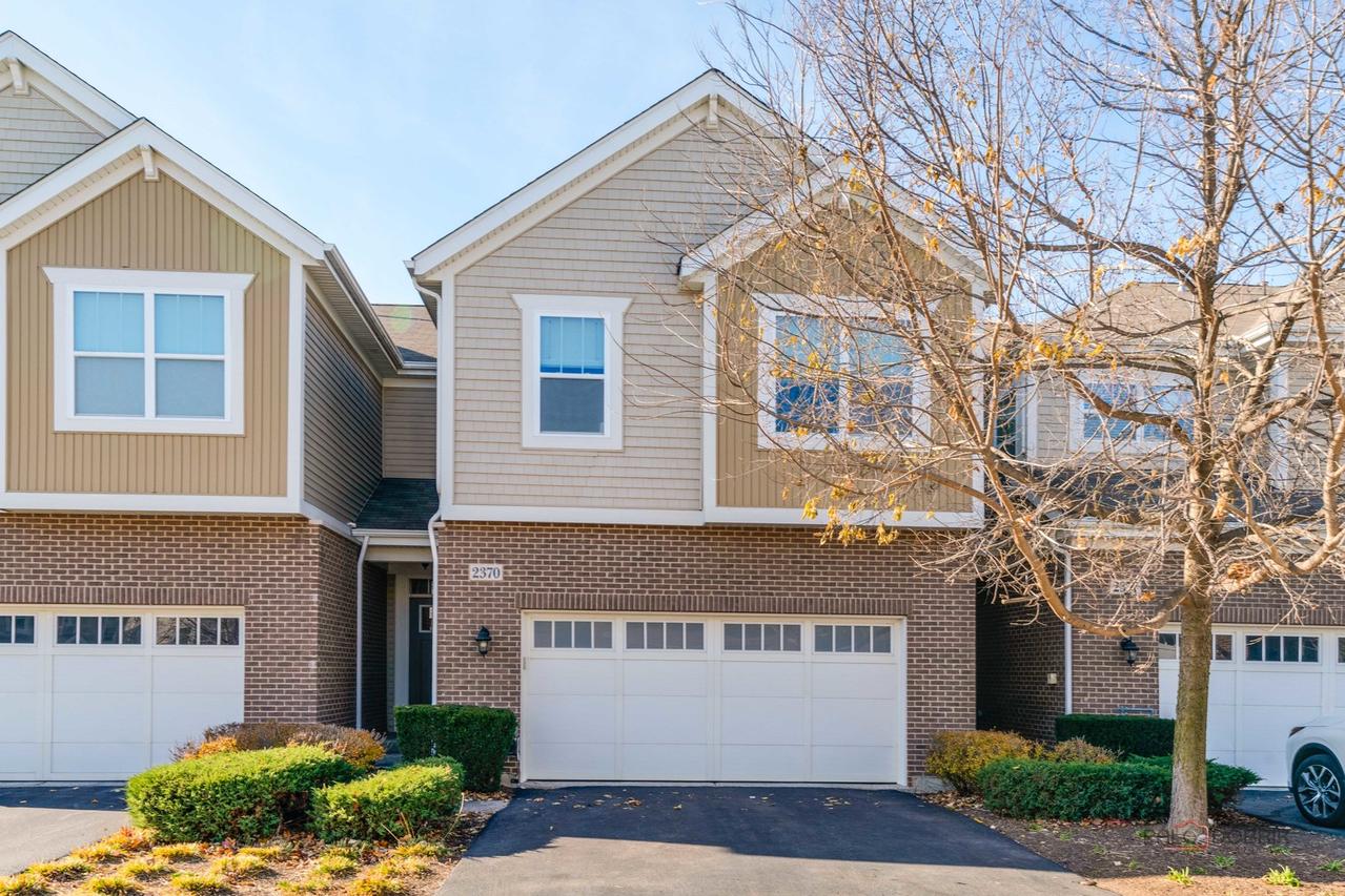 2370 N Moseley Ct., Palatine, IL 60074