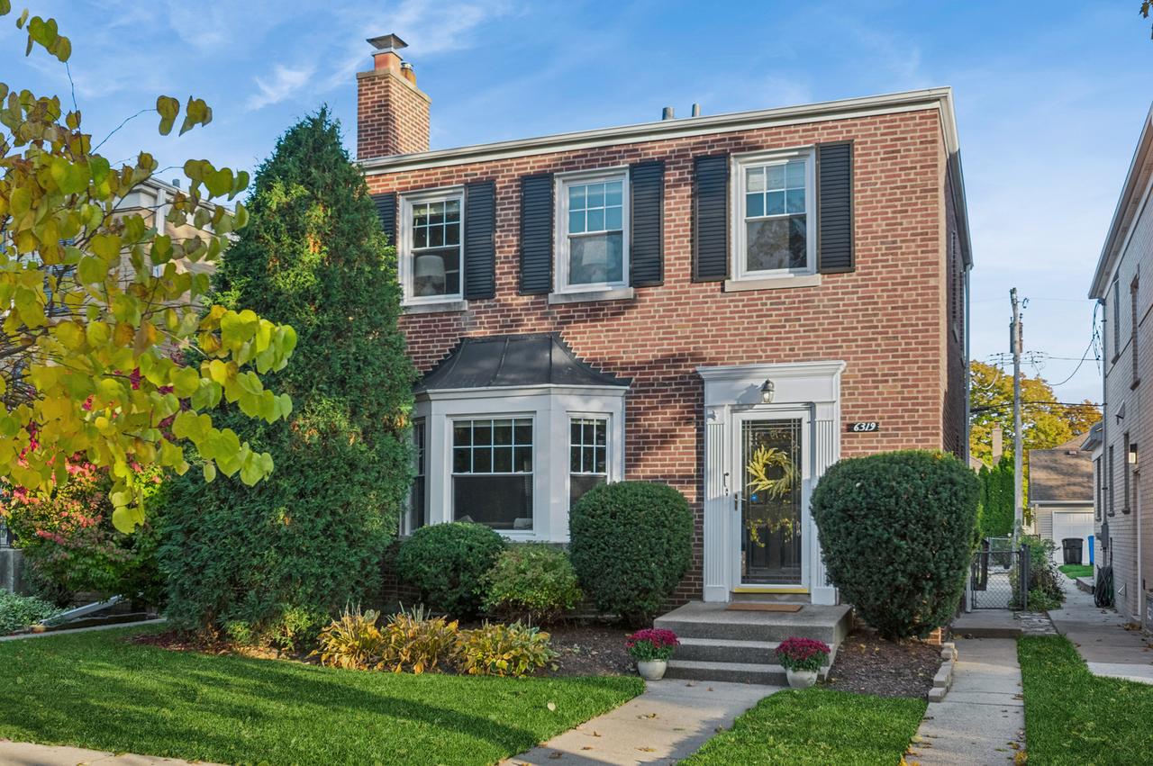 6319 N Le Mai Ave., Chicago, IL 60646