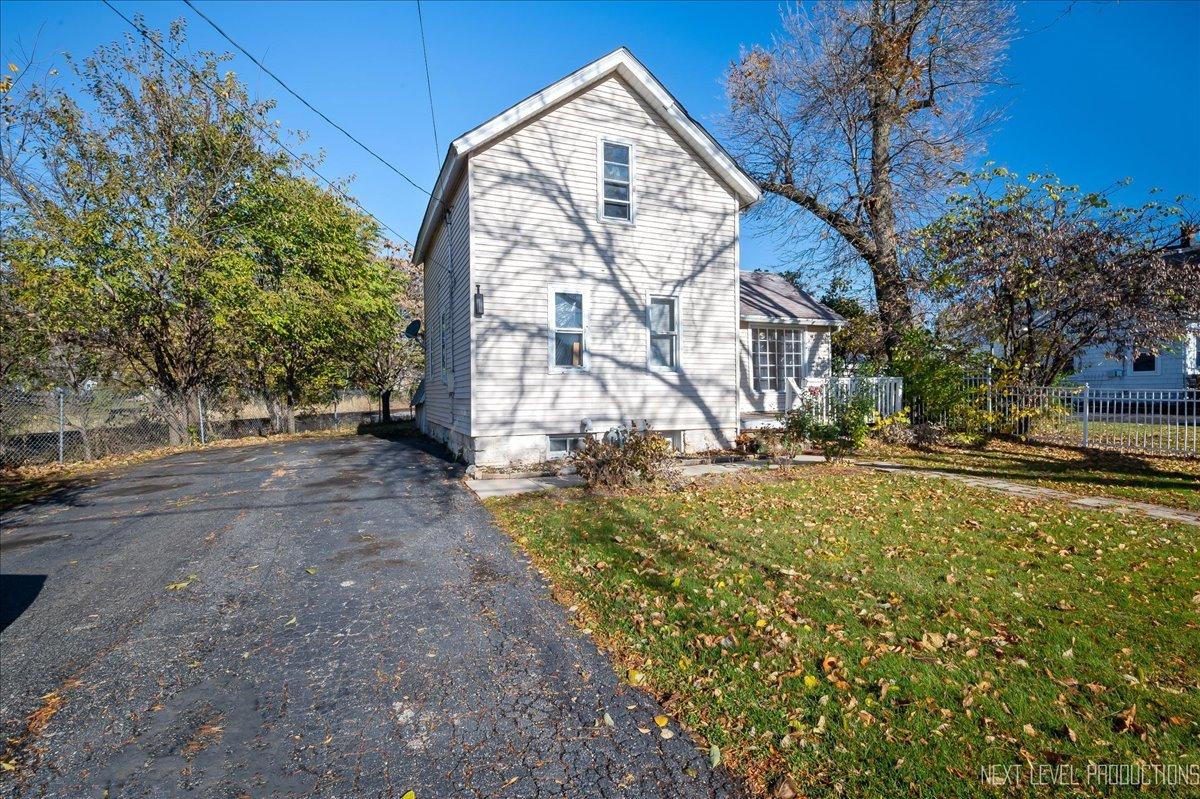 253 Church St., West Chicago, IL 60185