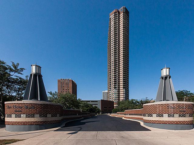 3660 N Lake Shore Dr. #1603, Chicago, IL 60613