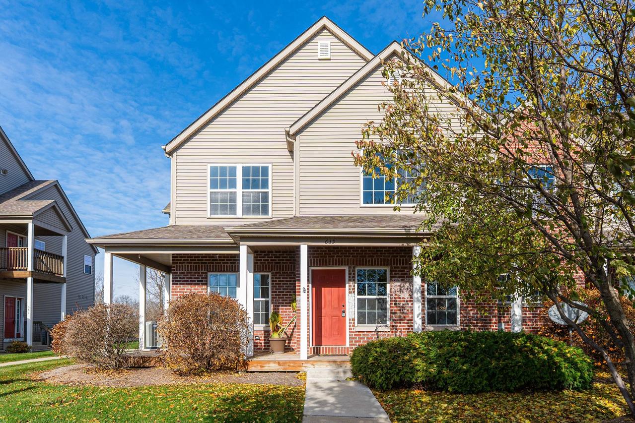 639 Stonegate Dr., Sycamore, IL 60178