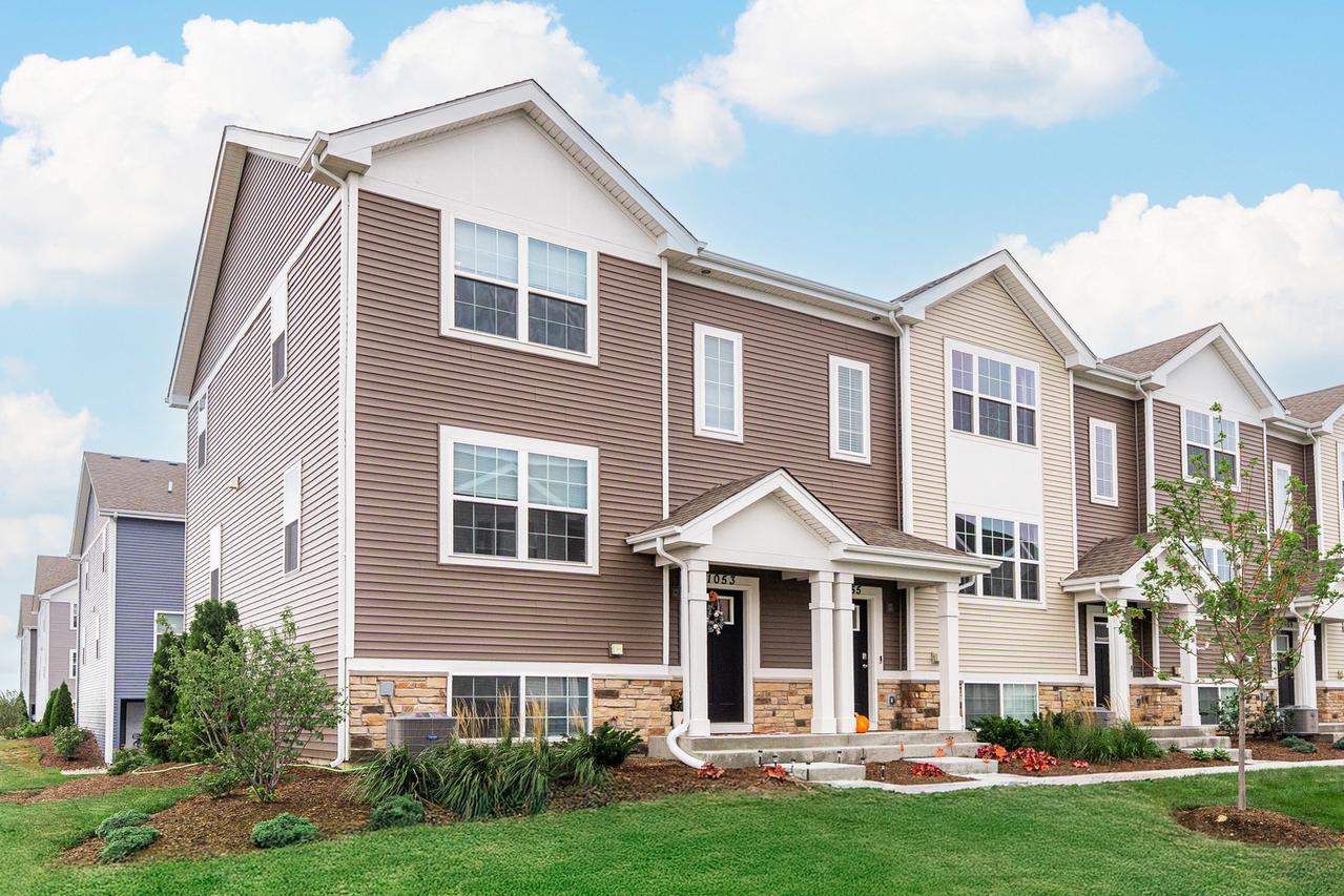 1053 Briar Glen Ct., Hampshire, IL 60140