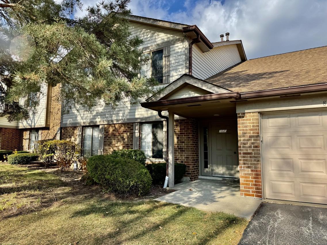 1640 W Partridge Ln. #7, Arlington Heights, IL 60004