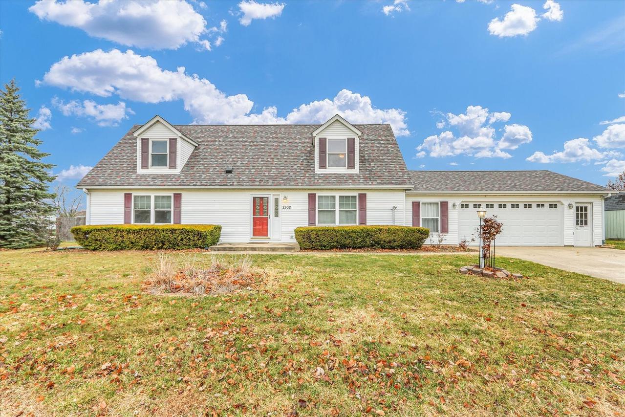 2302 Pheasant Ridge Rd., Mahomet, IL 61853