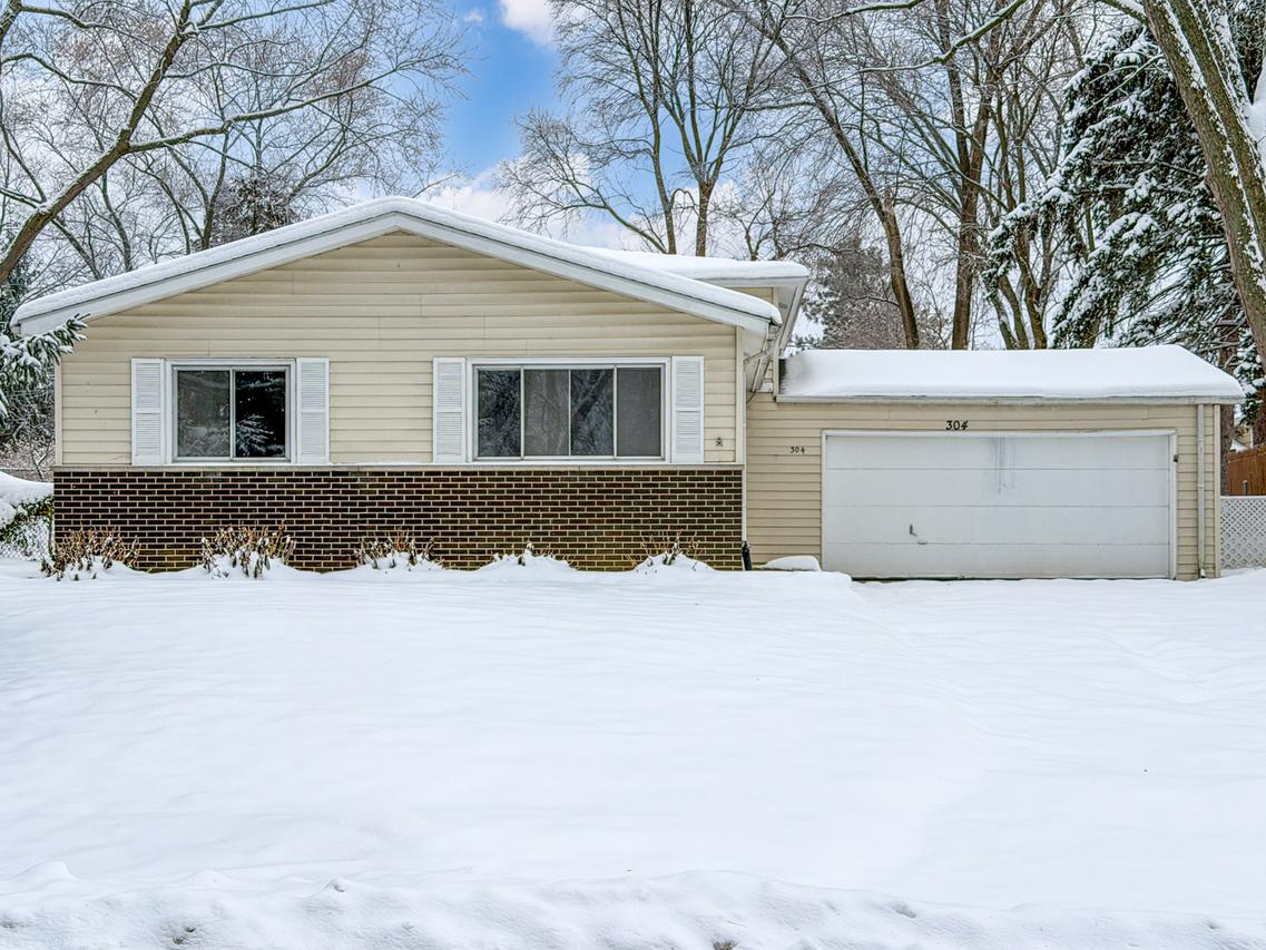 [Address Hidden by Seller], West Chicago, IL 60185