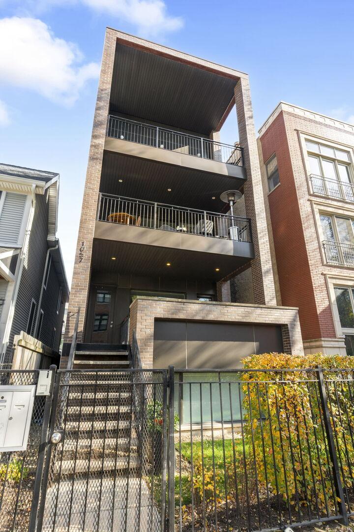 1057 N Wood St. #1, Chicago, IL 60622