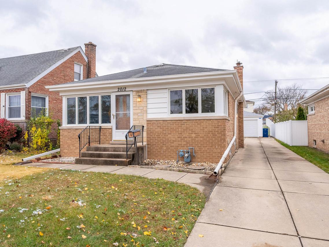 2012 N Taft Ave., Berkeley, IL 60163