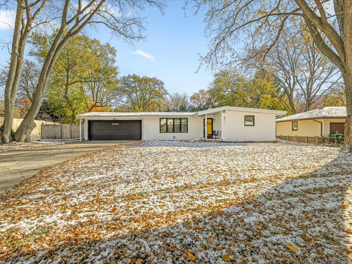 1710 Lynnwood St., Rockford, IL 61108
