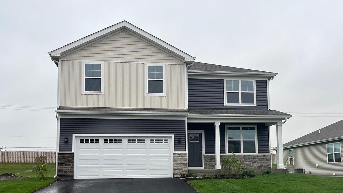 1562 Aspen Ct., Pingree Grove, IL 60140