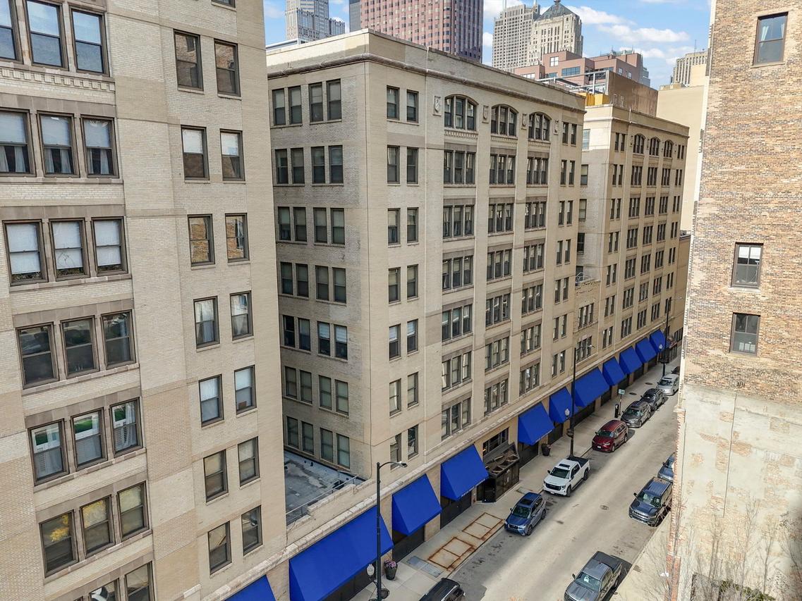 640 S Federal St. #702, Chicago, IL 60605