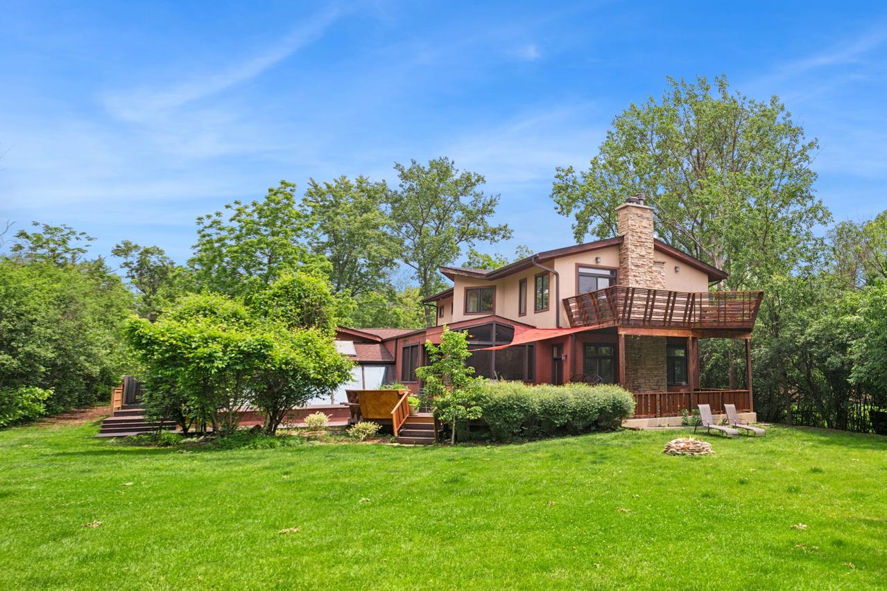 2419 Riverwoods Rd., Riverwoods, IL 60015