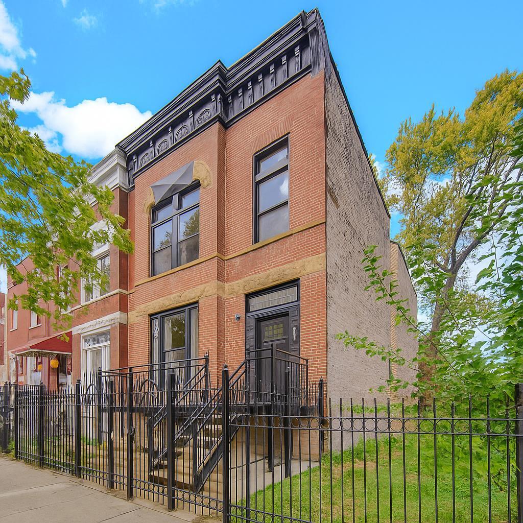 2916 W Adams St., Chicago, IL 60612