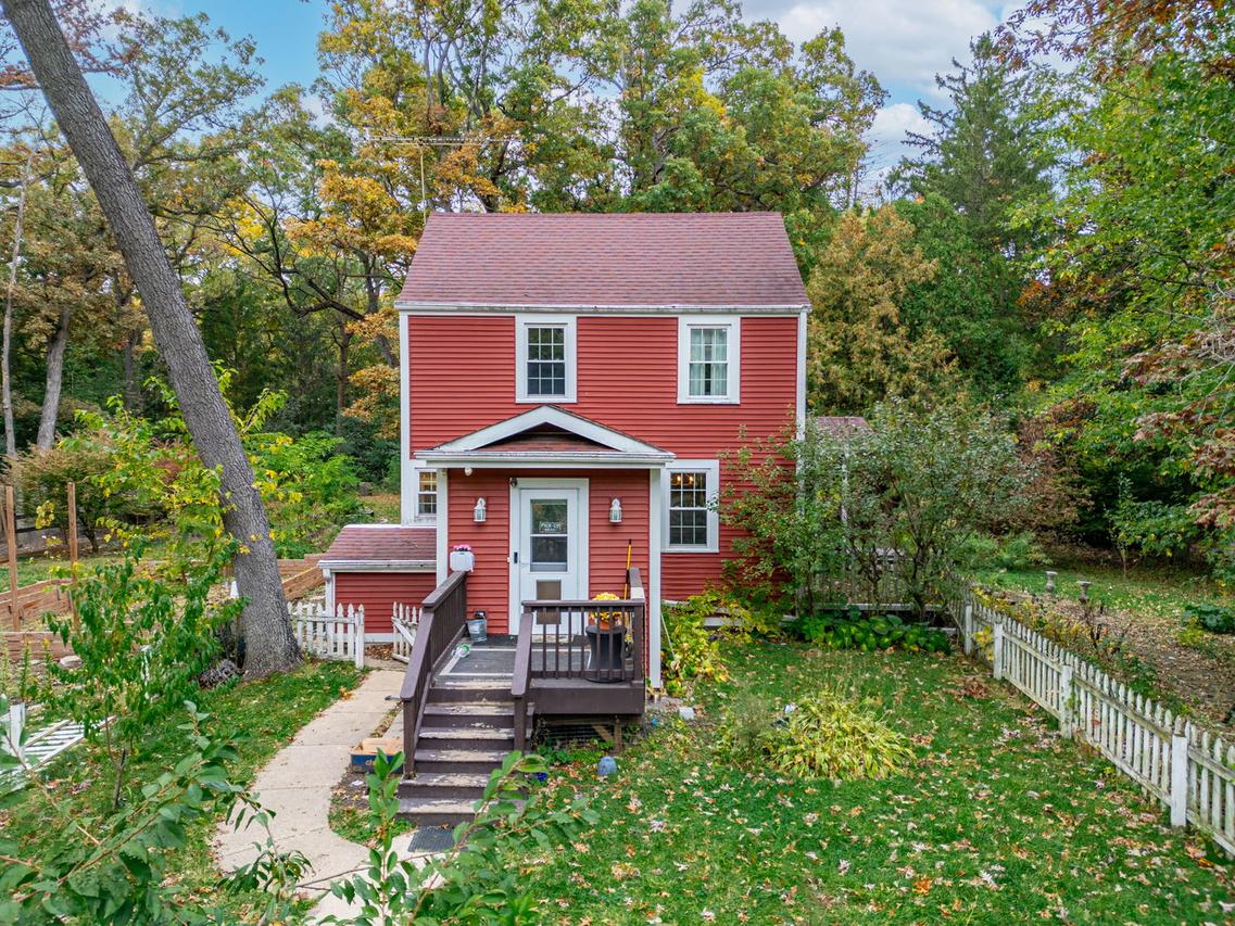 1S310 Winfield Rd., Wheaton, IL 60189