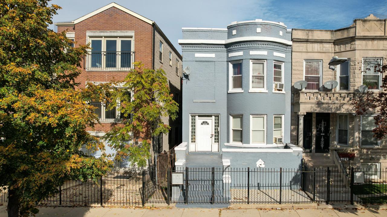 3624 W Lexington St., Chicago, IL 60624