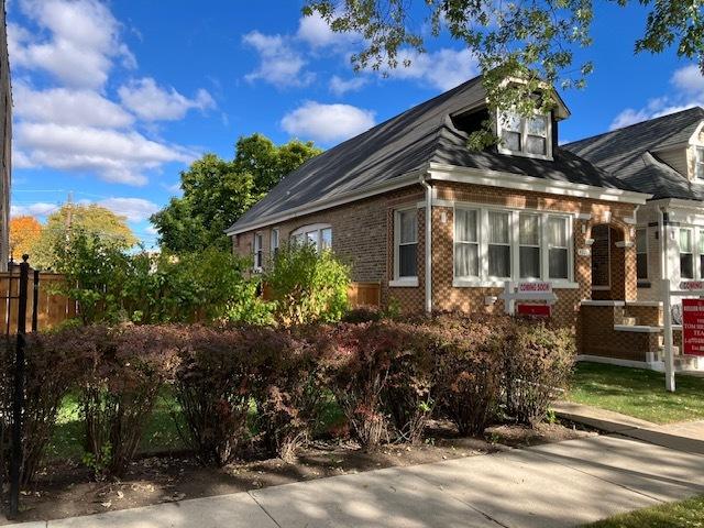 [Address Hidden by Seller], Chicago, IL 60641