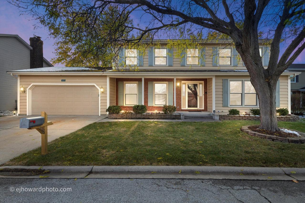 6142 Ivy Dr., Lisle, IL 60532