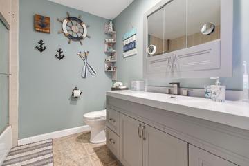 2415 N Kennicott Dr. #1D, Arlington Heights, IL 60004