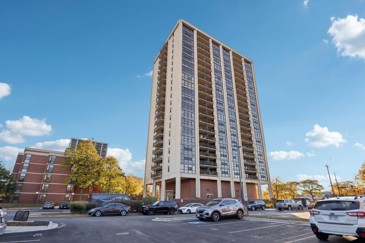 2901 S Michigan Ave. #1909, Chicago, IL 60616