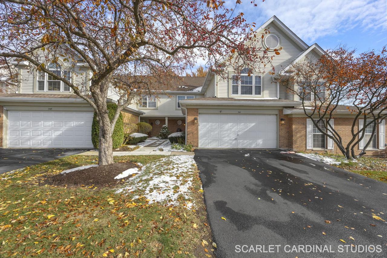 341 Cimarron Rd., Lombard, IL 60148