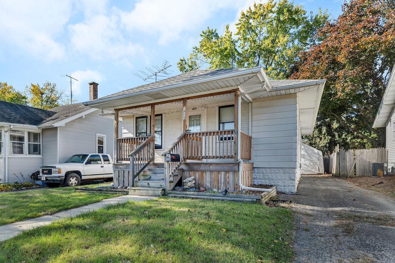 1409 N Raynor Ave., Joliet, IL 60435