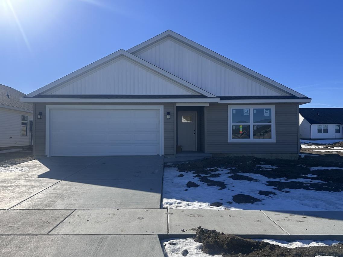 [Address Hidden by Seller], Normal, IL 61761