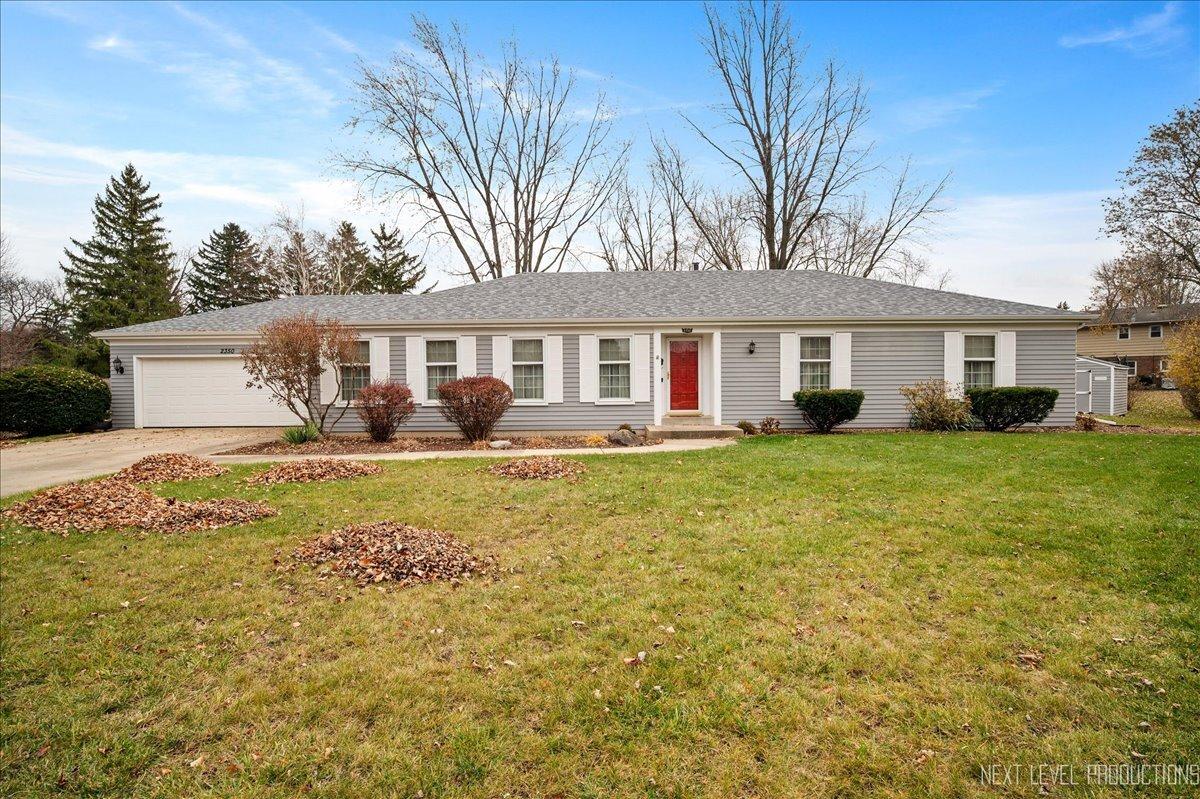 2350 Tanglewood Ct., Aurora, IL 60506