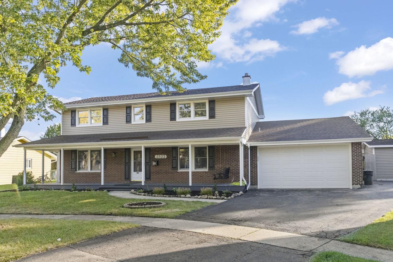 2823 Cooper Ct., Woodridge, IL 60517