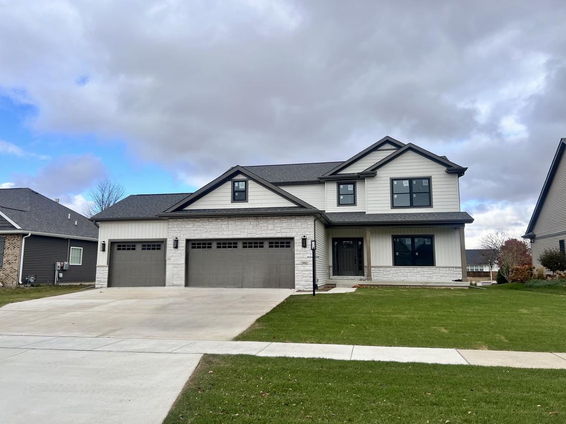 5006 Chestnut Grove Dr., Champaign, IL 61822