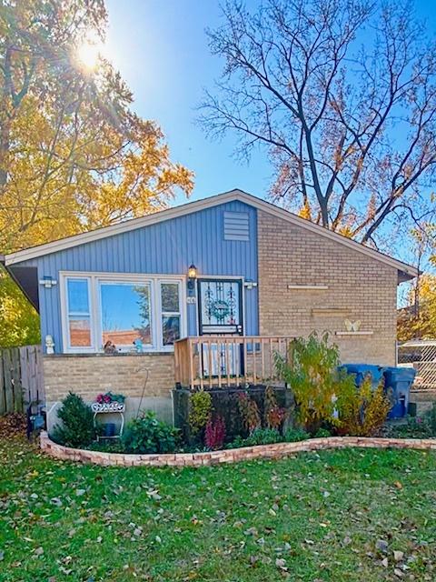 106 W 157th St., Harvey, IL 60426